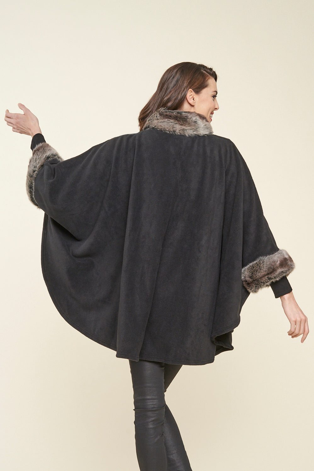 Parkhurst Cape/Poncho with hotsell Faux Fur